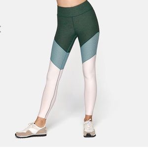 Outdoor Voices leggings